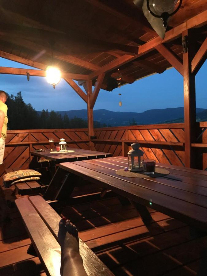 Hotel Na Planyrce Paseky nad Jizerou Esterno foto