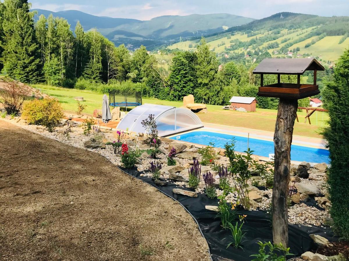 Hotel Na Planyrce Paseky nad Jizerou Esterno foto