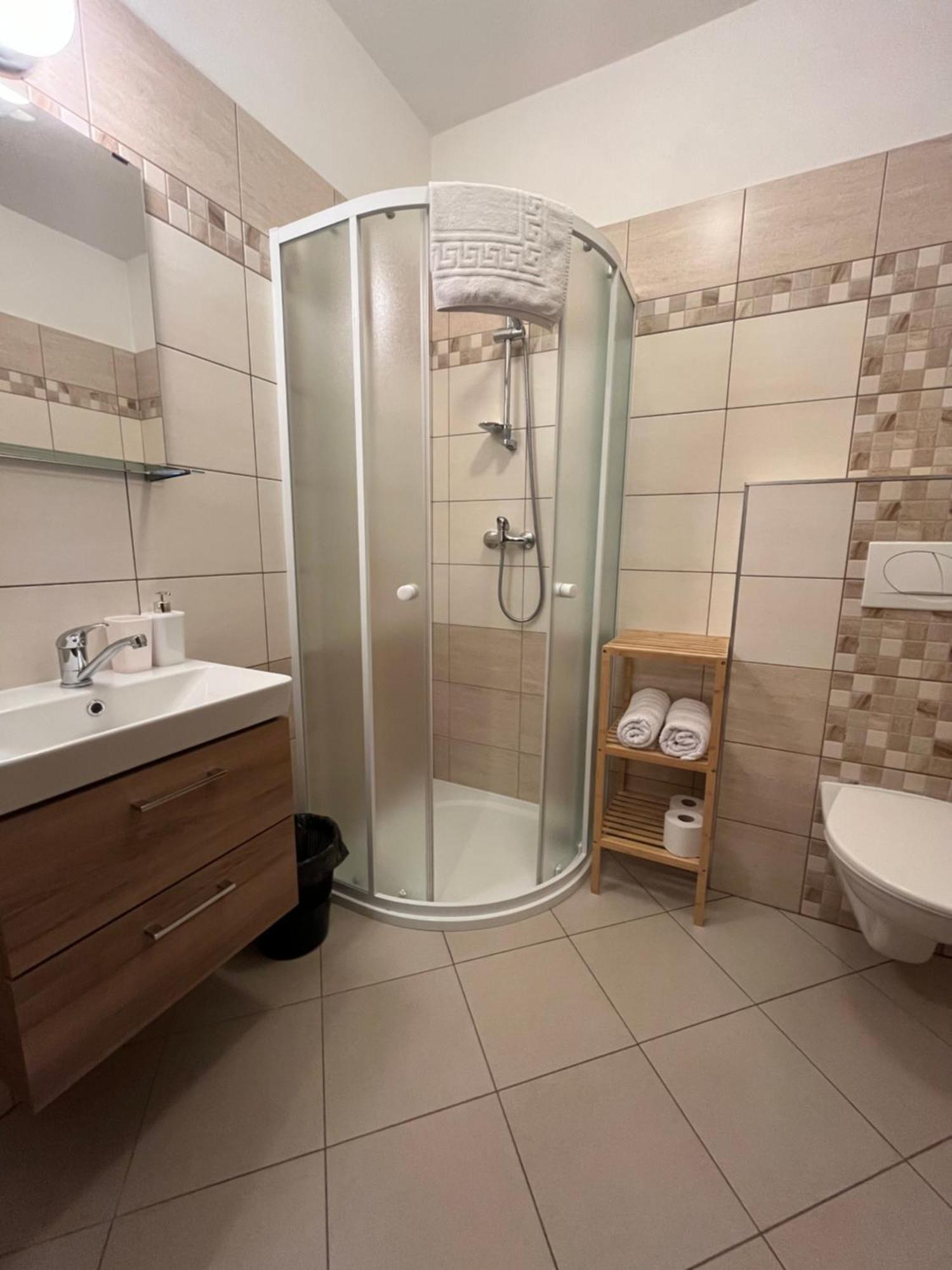 Hotel Na Planyrce Paseky nad Jizerou Esterno foto