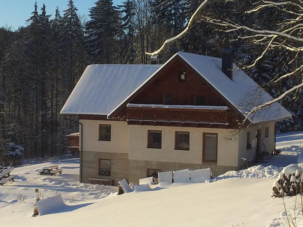 Hotel Na Planyrce Paseky nad Jizerou Esterno foto